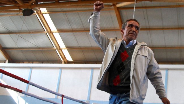 Ex púgil Martín Vargas fue hospitalizado en el 