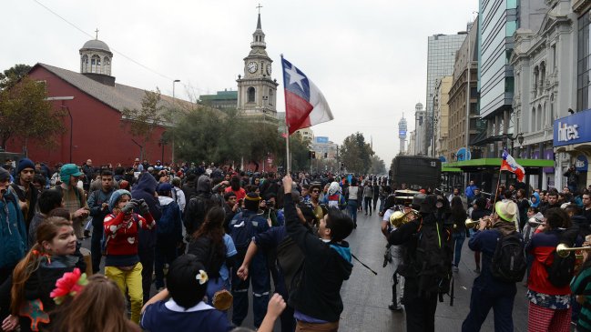 Kinesiólogos volverán a marchar para ser incorporados en exclusividad universitaria