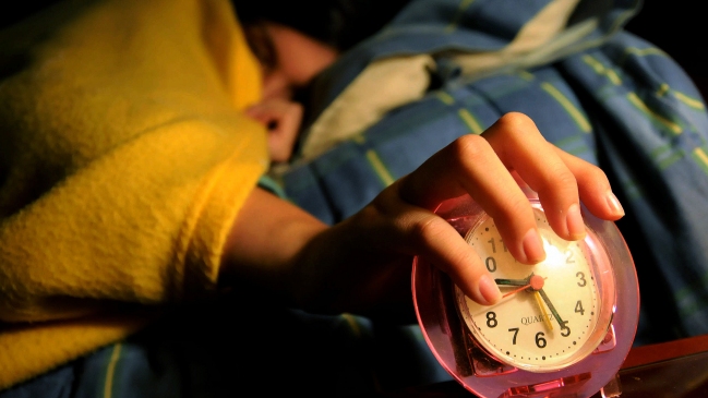 Diputados proponen fijar horario de verano como definitivo para Chile