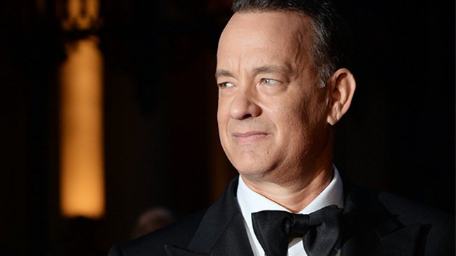 A Tom Hanks se le pincha una rueda en el desierto marroquí y regresa en mula