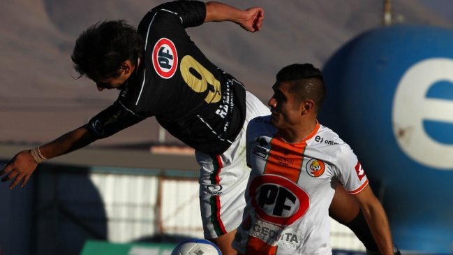 Palestino y Cobresal chocan por la última chance para ir a la Copa Sudamericana