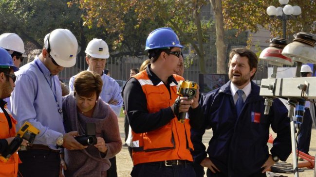 Intendencia, Chilectra y municipios lanzaron 