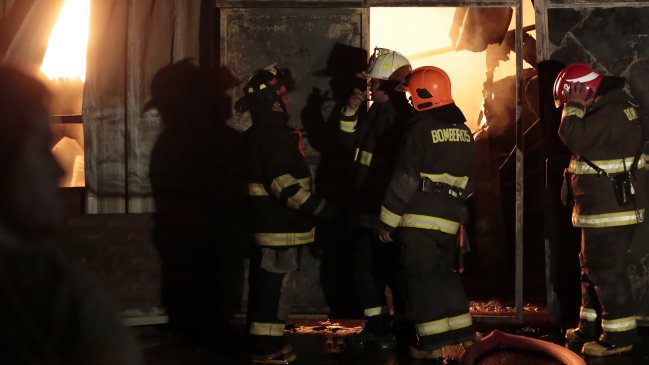 Dos ancianos murieron en incendio de clínica en Calera de Tango