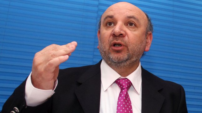 Diputado PS tilda de 