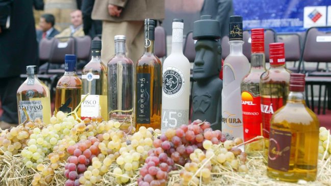 Este jueves es el Día del Pisco: Chilenos consumen 36 millones de litros anuales