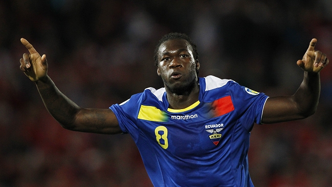 Antonio Valencia y Felipe Caicedo destacan en prenómina de Ecuador para Brasil 2014