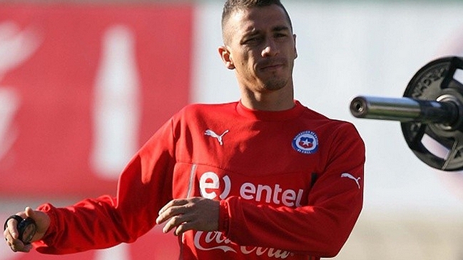 Carlos Carmona se integró a las prácticas de la selección