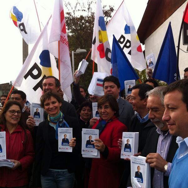 Nueva Mayoría salió a la calle a explicar alcances de la reforma tributaria