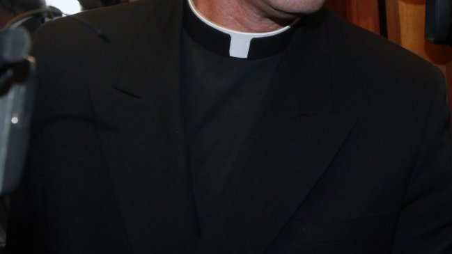 Mujeres piden al Papa que cambie ley de celibato para clérigos