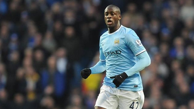 Yaya Touré se enfrenta con M. City por 