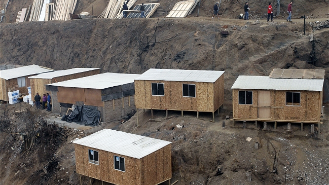 Damnificados esperan reunir 3.000 personas en marcha de este 21 de mayo en Valparaíso