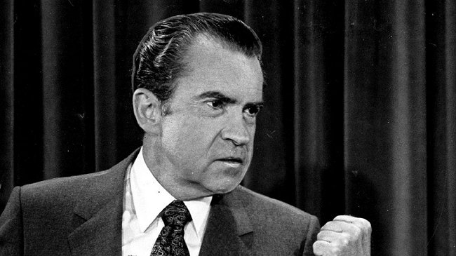 Nixon mandó 