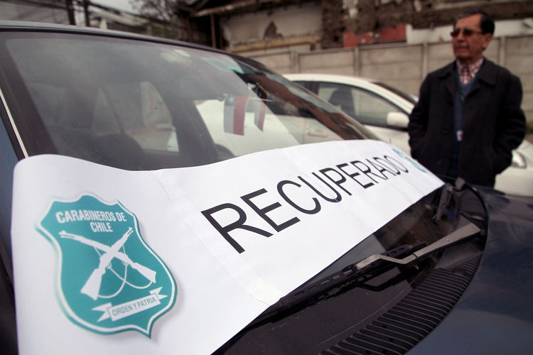 Recuperan tres vehículos de lujo que habían sido robados en abril