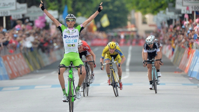 Stefano Pirazzi ganó la 17ª etapa en el Giro de Italia