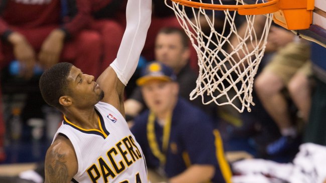 Indiana Pacers ganó y extendió la serie ante Miami Heat