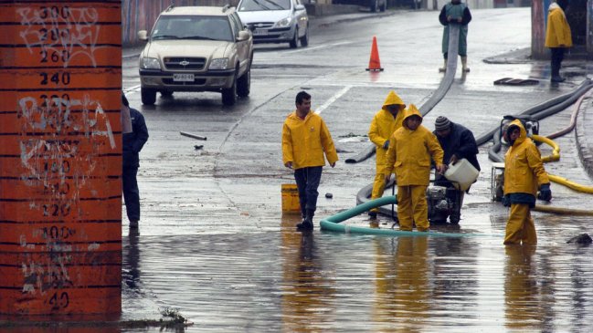 Intendencia Metropolitana fijó puntos críticos de inundaciones por lluvias