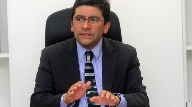 Ministro adelanta que descontaminación ambiental se abordará 