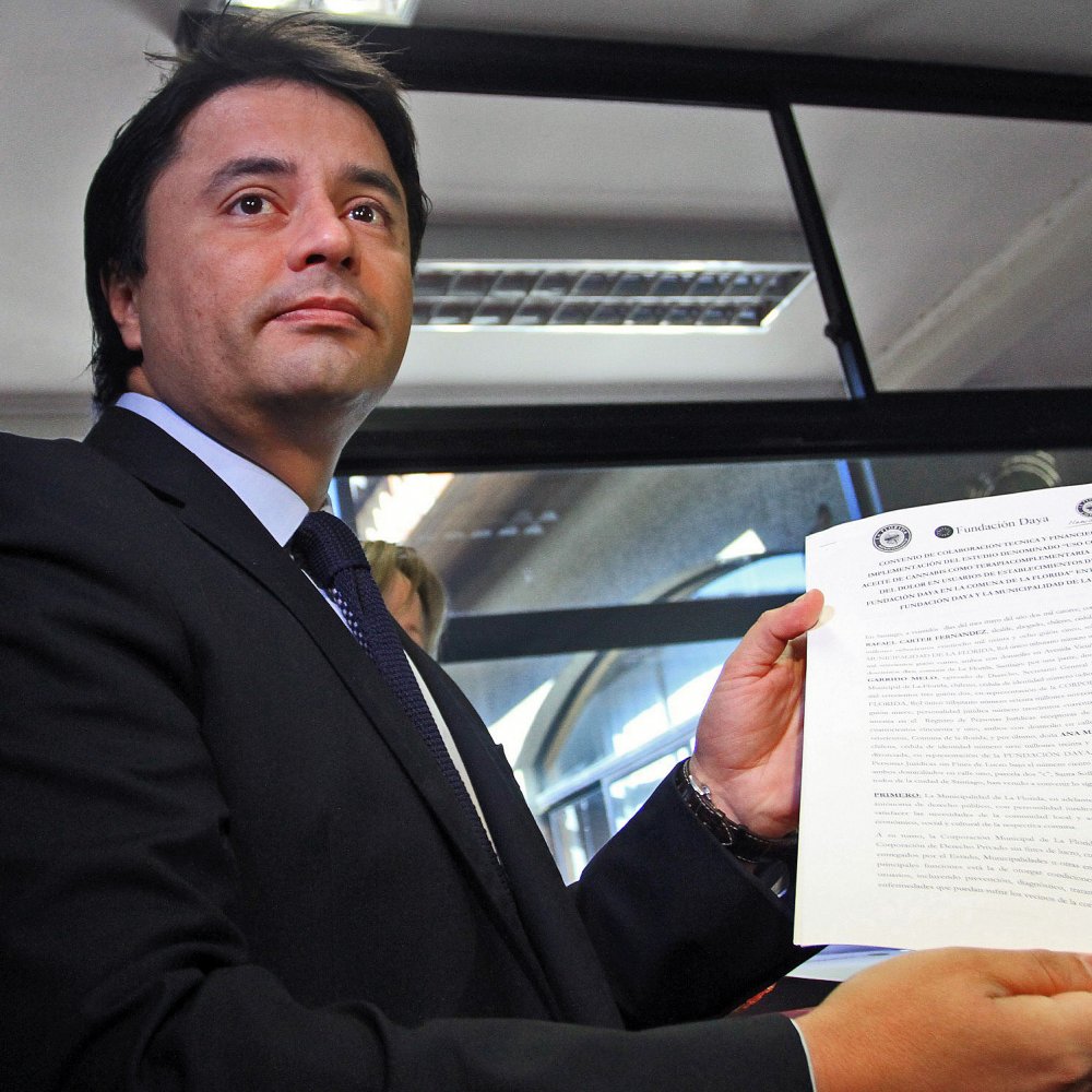 Alcalde de La Florida está en "proceso de reflexión" tras renunciar a