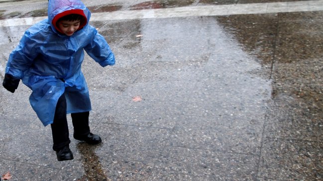 Meteorología prevé que lluvias lleguen a la zona central la tarde de este martes