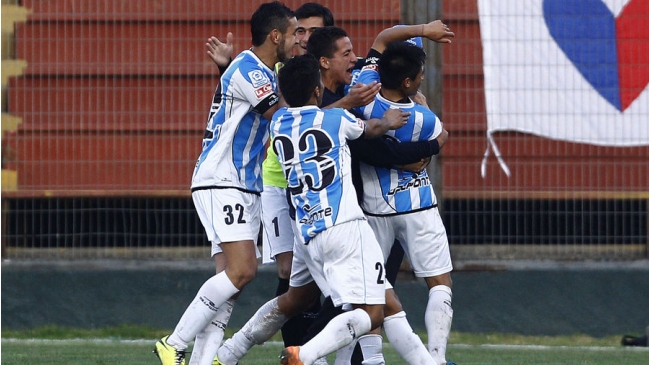 Magallanes eliminó a Santiago Morning y complicó a Universidad de Chile