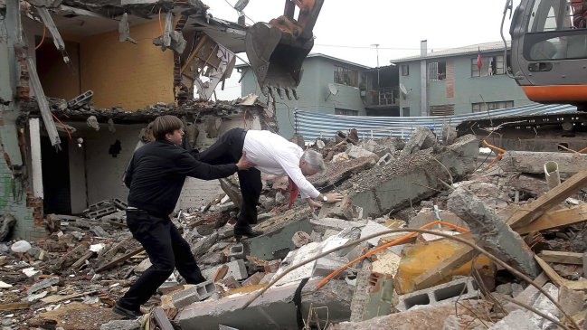 Caída de ex Presidente Piñera en demolición fue elegida como la foto del año