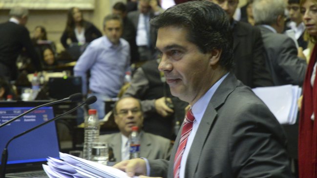 Jefe de Gabinete argentino visita Chile