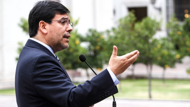 Ministro Arenas recibirá propuesta de RN para mejorar reforma tributaria