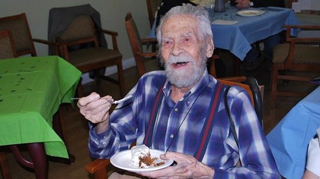 El hombre más viejo del mundo falleció en Nueva York a los 111 años