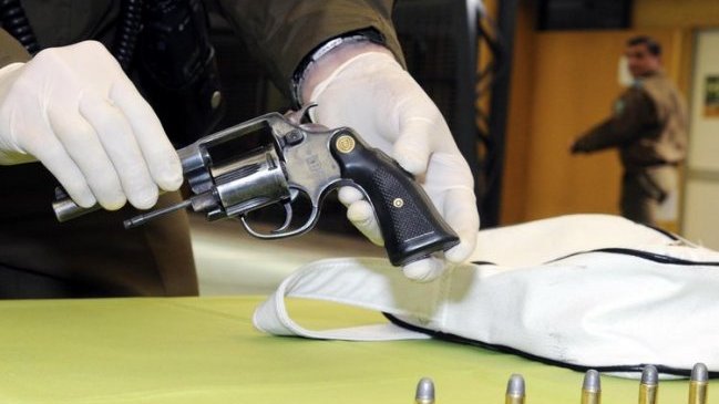 Policía argentino intentó robar oficina de cobranza con un arma de juguete