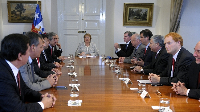 Diputados apoyaron plantear incompetencia de La Haya en demanda boliviana