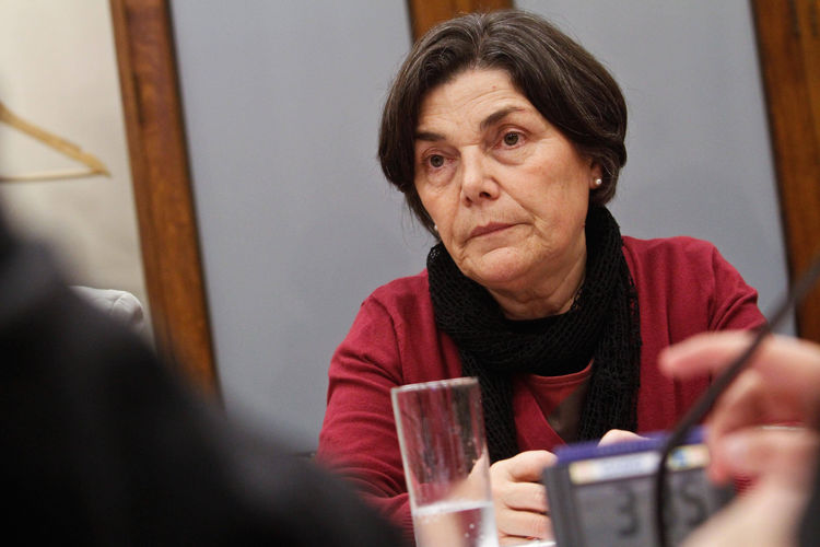 Ministra está tranquila ante interpelación mientras oficialismo acusa 