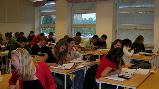 Proponen prohibir las tareas escolares en Suecia