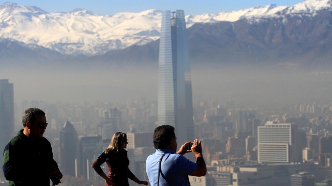 Intendencia metropolitana decretó preemergencia ambiental para este miércoles