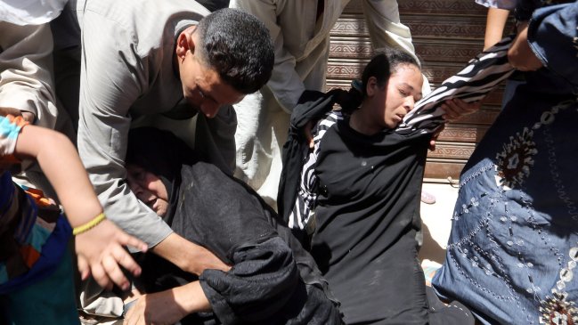 Egipto: Condenan a muerte al líder y 182 seguidores de los Hermanos Musulmanes