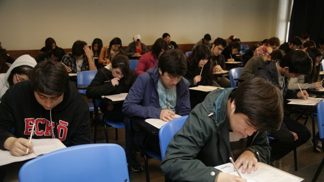 Duración de carreras universitarias puede superar los 18 semestres