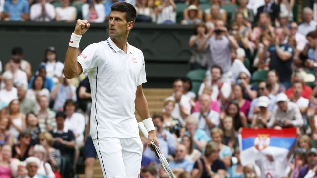 Novak Djokovic superó con solidez la primera ronda de Wimbledon