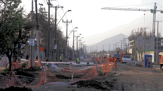 Autoridades revisaron avances del corredor Dorsal del Transantiago
