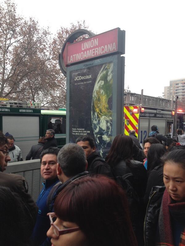 Persona que cayó a las vías en estación ULA interrumpió servicio de Metro