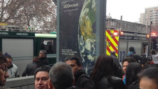 Persona que cayó a las vías en estación ULA interrumpió servicio de Metro