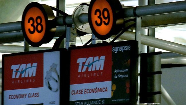 Comienza huelga de técnicos aeronáuticos de LAN y TAM Airlines en Perú