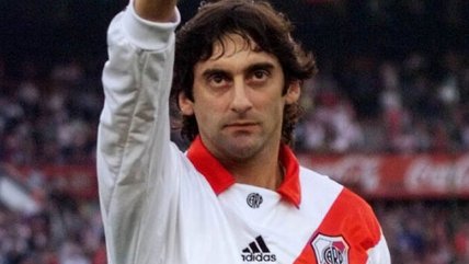 Francescoli en defensa de Suárez: 