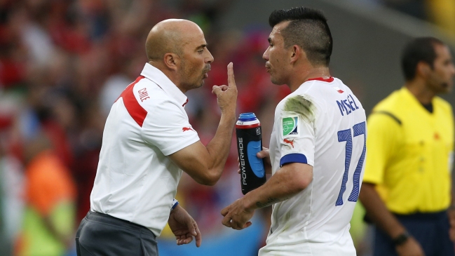 ¿Qué cambios debe hacer Chile ante una posible ausencia de Gary Medel?