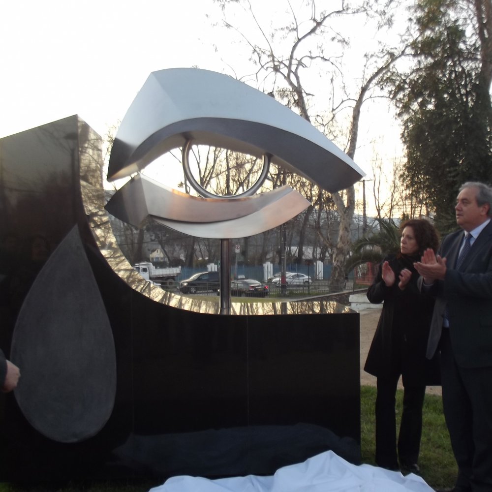 Inauguran memorial en homenaje a víctimas de la dictadura en Talca