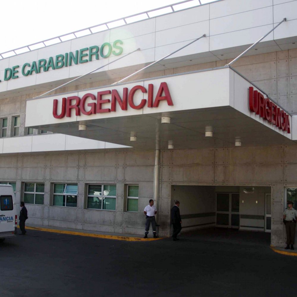 Carabinero permanece grave tras ser atropellado por delincuentes en Lo Espejo