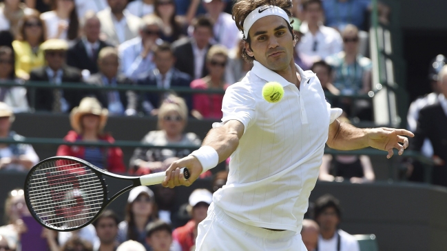 Federer arrolló a Robredo y avanzó a cuartos de final en Wimbledon