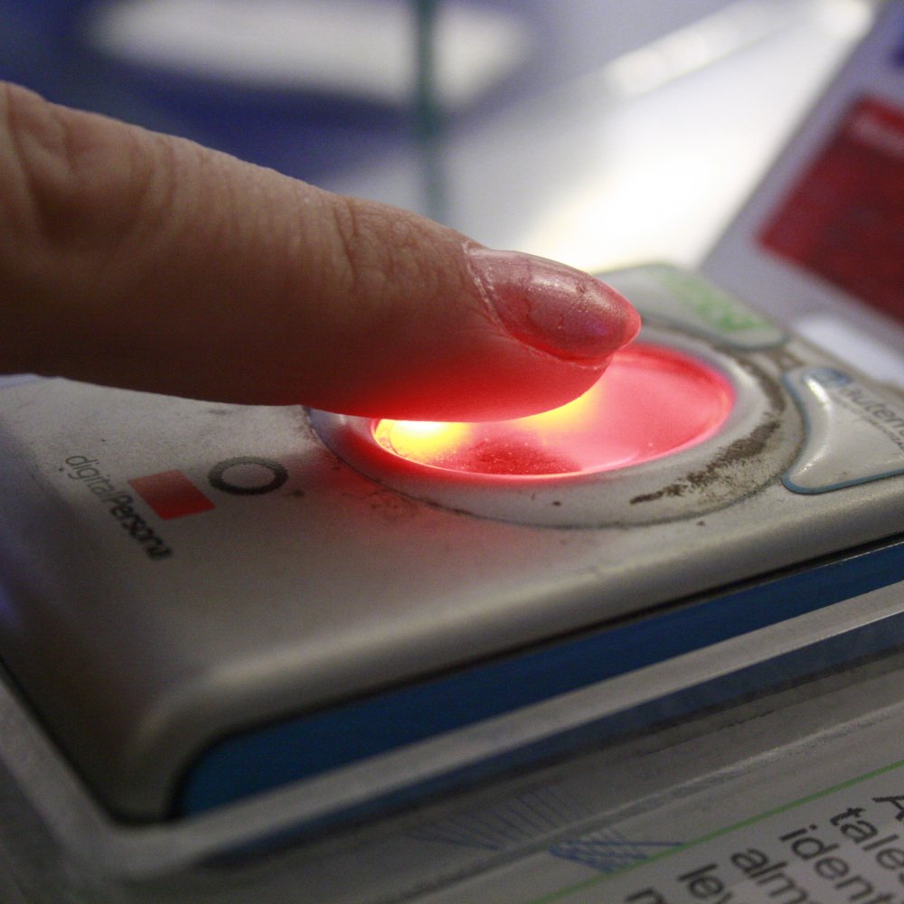 Superintendencia de Salud congeló alzas en 81 planes de Isapres