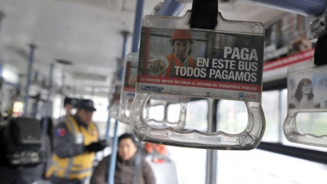 Las nuevas medidas que prepara Transantiago para combatir la evasión
