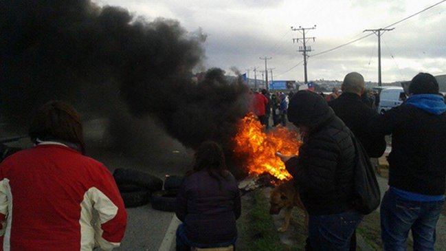 Vecinos protestan en Ancud por postergación de hospital