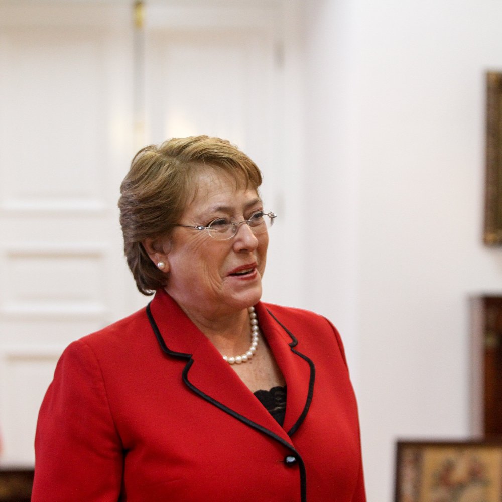 Adimark: Presidenta Bachelet alcanza un 58 por ciento de aprobación