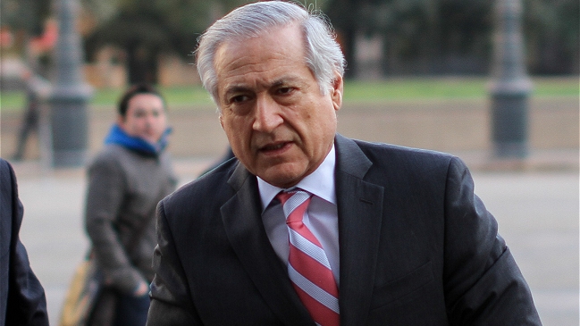 Canciller dejó en manos de la justicia española a chilenos procesados por terrorismo